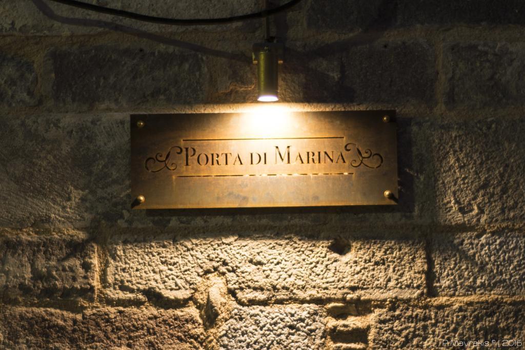 Porta Di Marina Apartment Chios Town Ngoại thất bức ảnh