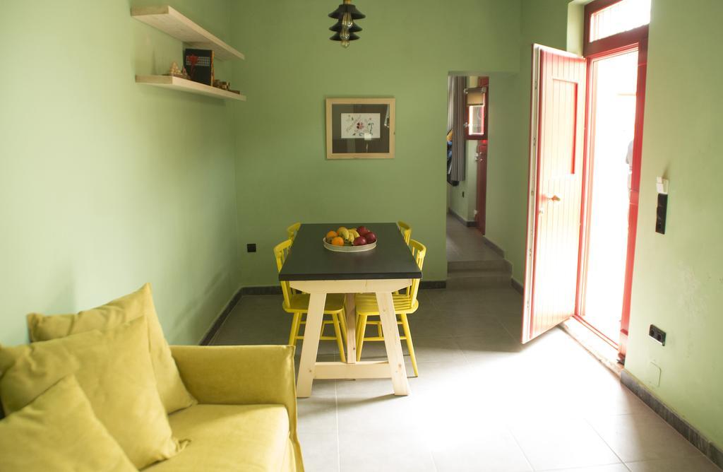 Porta Di Marina Apartment Chios Town Ngoại thất bức ảnh