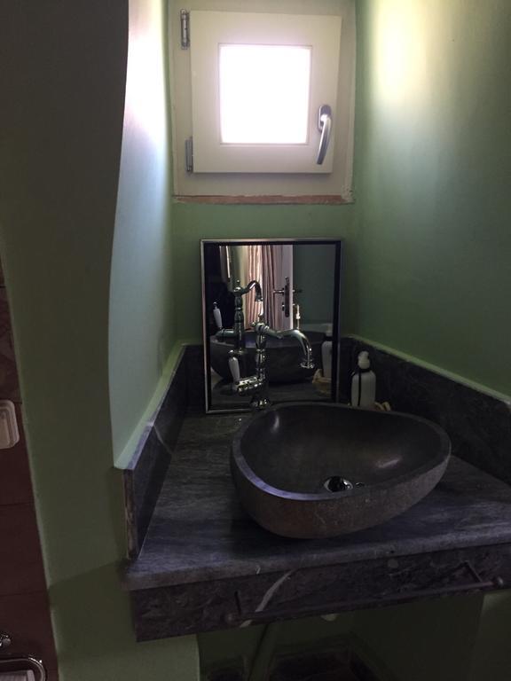 Porta Di Marina Apartment Chios Town Ngoại thất bức ảnh